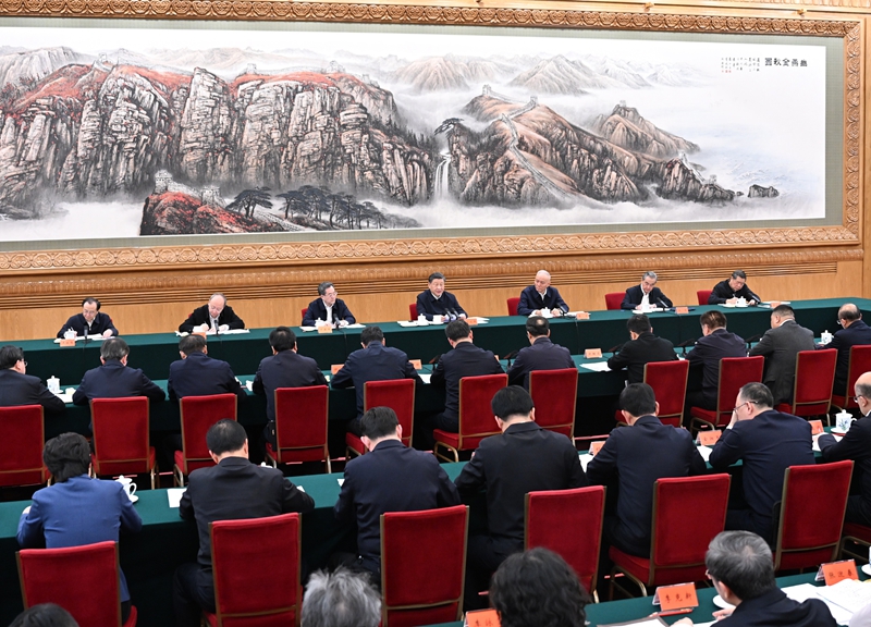 12月2日，中共中央總書記、國(guó)家主席、中央軍委主席習(xí)近平在北京出席第四次“一帶一路”建設(shè)工作座談會(huì)并發(fā)表重要講話。